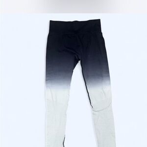 ZYIA Black and White Gradient Leggings High Waist